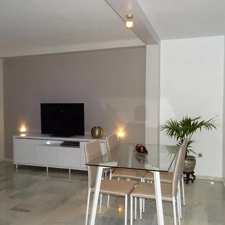 Apartamento Parque Almunia Apartment